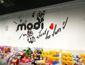 Граффити оформление в сети магазинов MODI